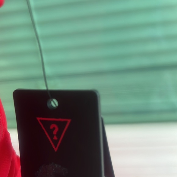 Prity red dress - Picture 5 of 5